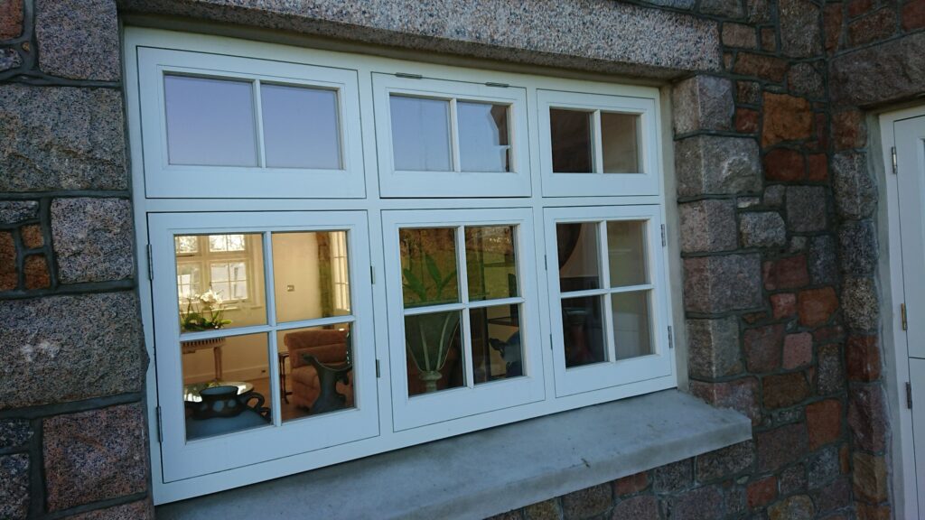 Timber Casement Window With Georgian Bars Painted White Angle View Windows Trinity Joinery Jersey 2500